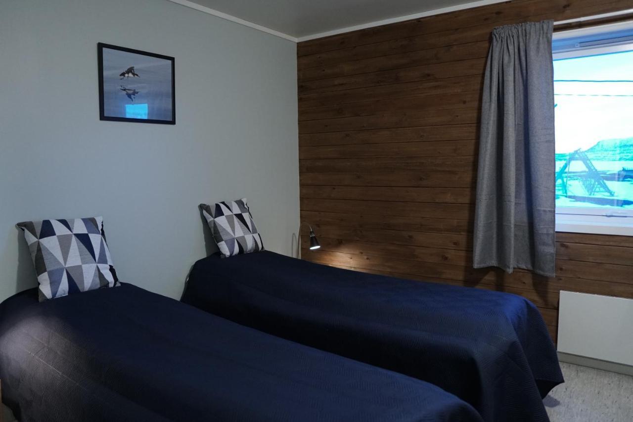 Jakobselvkaia Vadsø エクステリア 写真